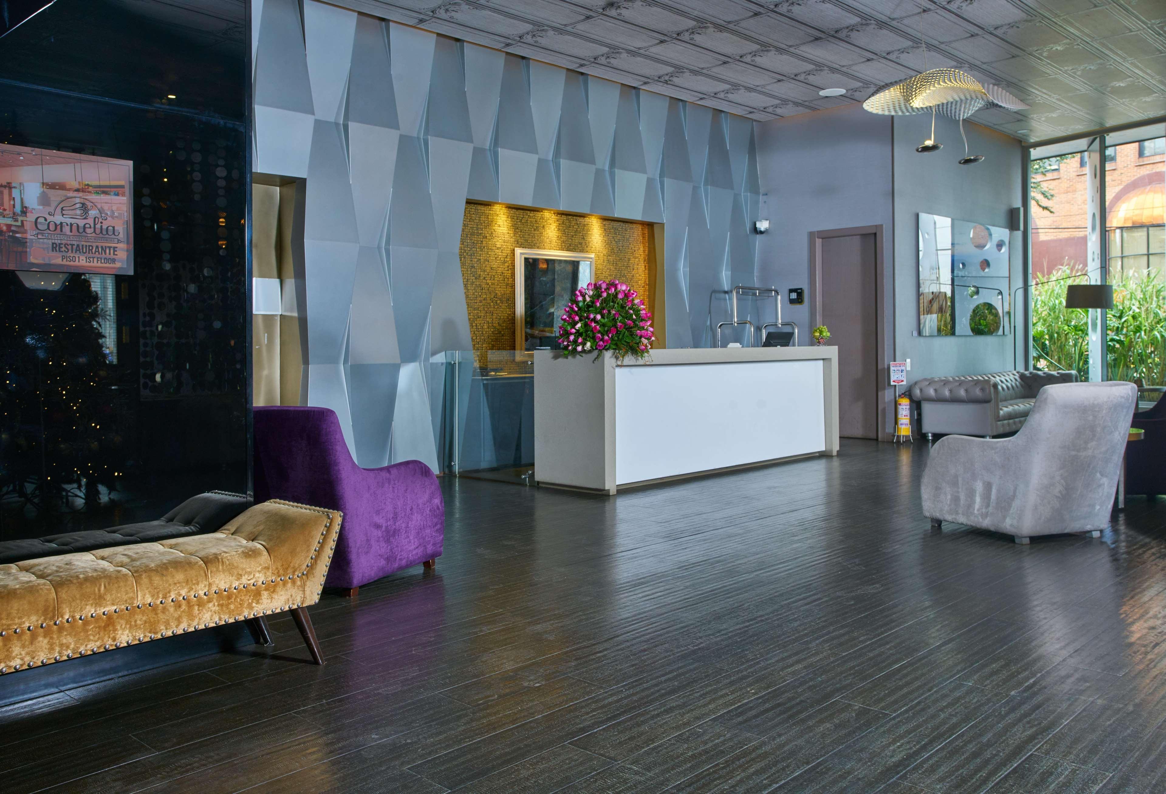Hotel 100 Luxury Suites By Preferred بوغوتا المظهر الخارجي الصورة Lobby