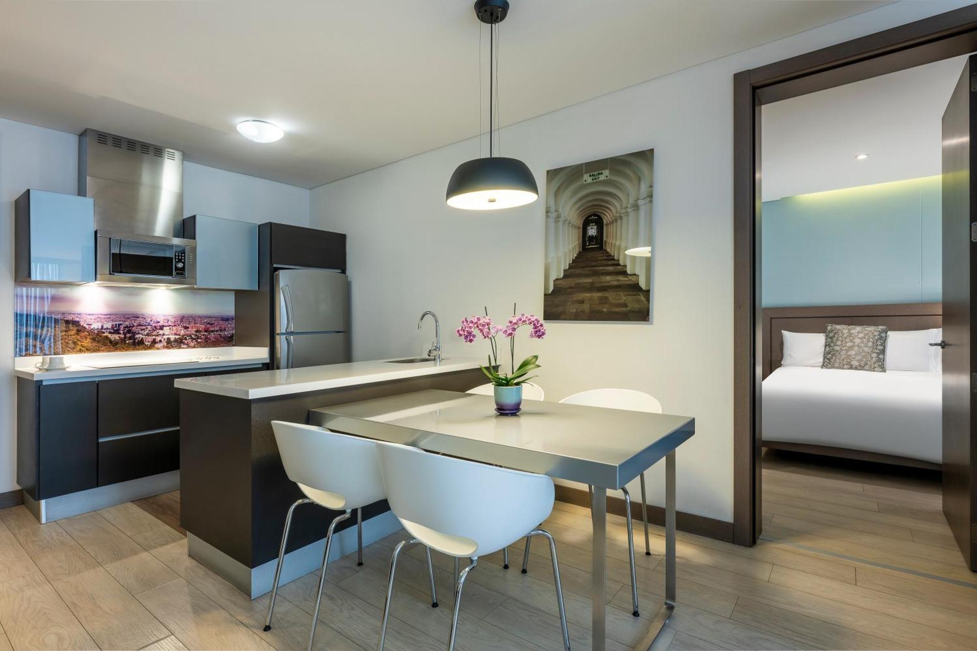 Hotel 100 Luxury Suites By Preferred بوغوتا المظهر الخارجي الصورة