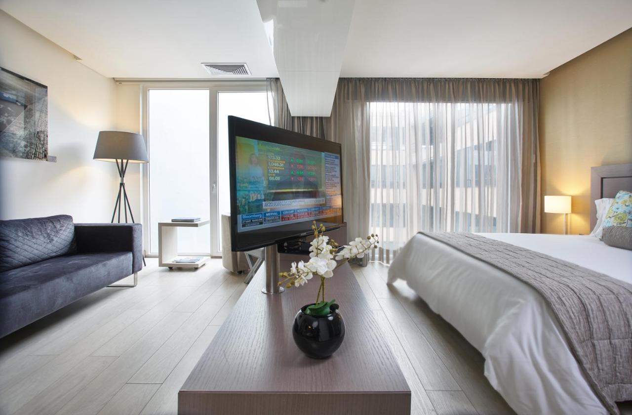 Hotel 100 Luxury Suites By Preferred بوغوتا المظهر الخارجي الصورة A room at the hotel